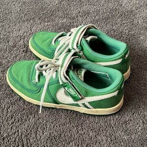 Vintage Nike Le Terme Swoosh Green/White